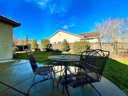 One-Story 4BR West Sac · Fireplace · Fenced Yard · Pets OK - Image 4