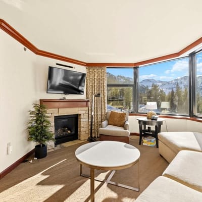 6th Floor Fireplace Suite