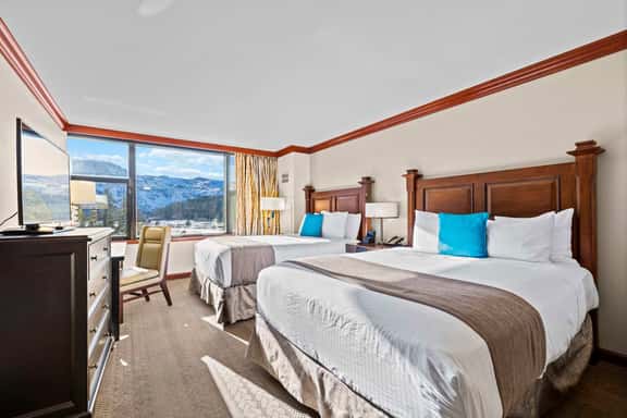 Double Queen Valley View-Zero Resort Fees - Image 1