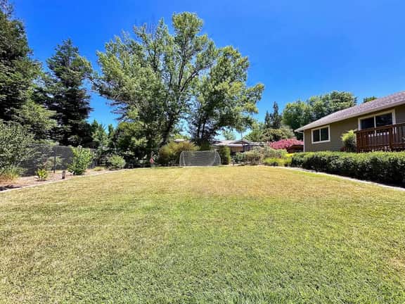Dream Backyard Family home-Swim Spa-Gym-EV Charging