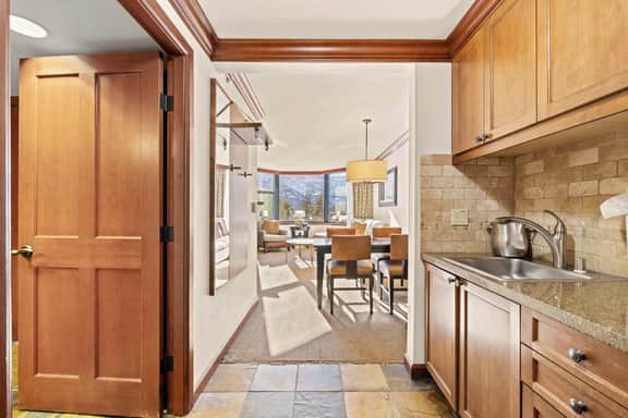 Everline Resort -Valley View Suite